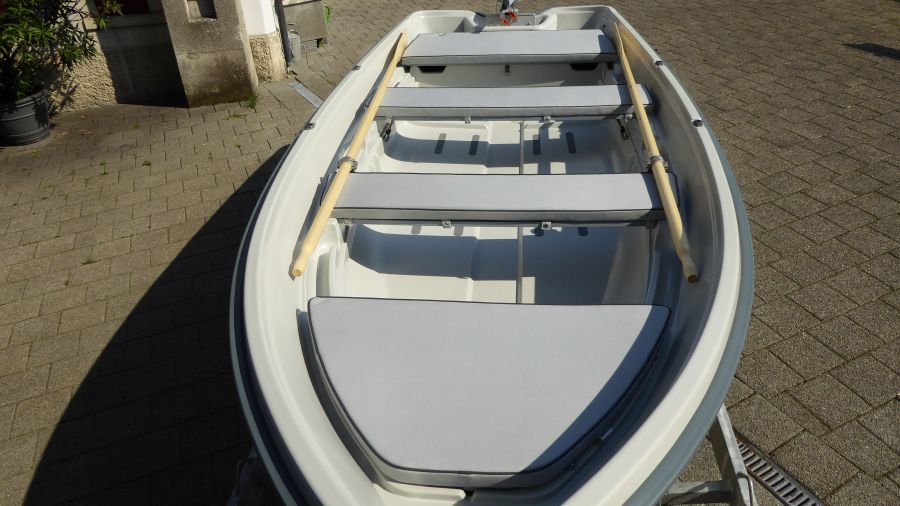 Terhi 440 Ruderboot mit bequemen Sitzkissen