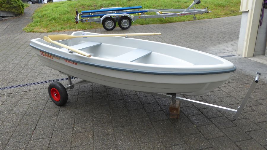 Terhi Sunny 310 Kleinboot mit Ruder